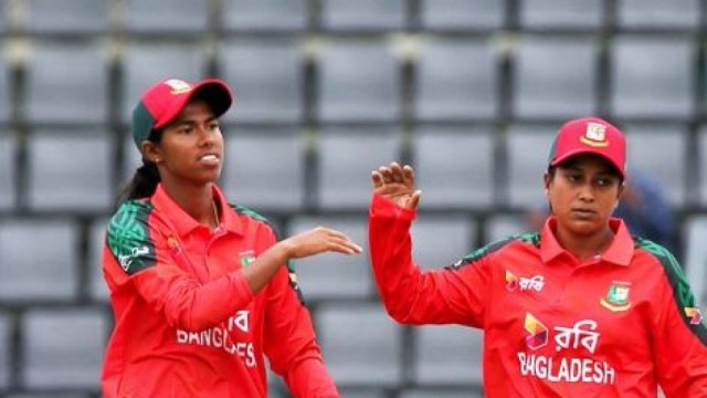 বৃথা গেলো স্বর্ণার লড়াই, হারে শুরু বাংলাদেশের