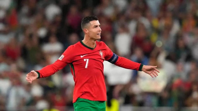 ২০৩০ বিশ্বকাপেও খেলতে চান রোনালদো!