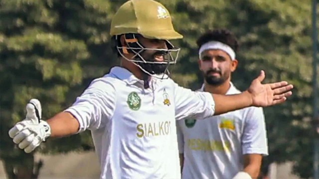 ক্ষোভ প্রকাশ করে ২৪ বছর বয়সেই অবসরের ঘোষণা তরুণ ক্রিকেটারের