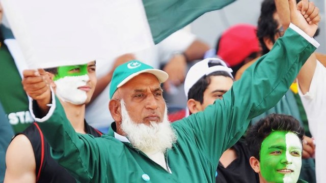 অবসরে যাচ্ছেন ‘চাচা ক্রিকেট’