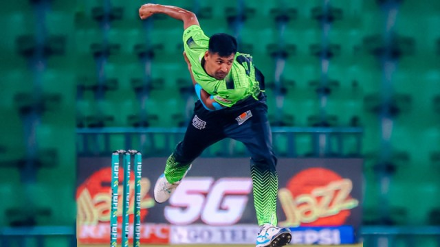 টি-টোয়েন্টিতে বাঁহাতি পেসারদের রাজা মুস্তাফিজ