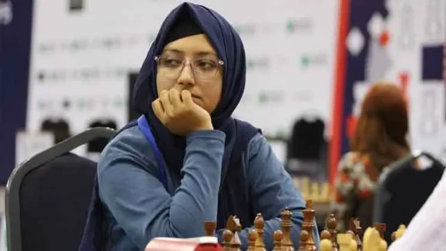 নোশিনের টানা তৃতীয় শিরোপা