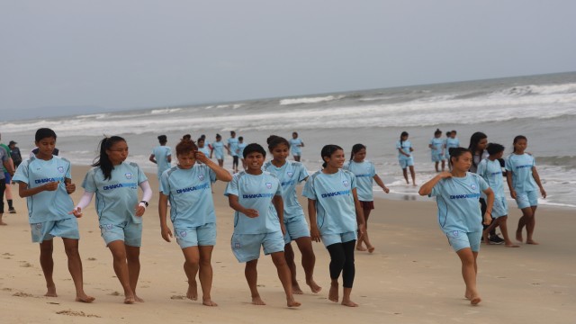 শোক আর স্বপ্নের সন্ধিক্ষণে বাংলাদেশ, সামনে প্রতিশোধে উজ্জীবিত নেপাল